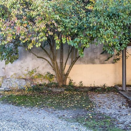 Varenne Open Terrace And Private Parking Lucca Exterior photo