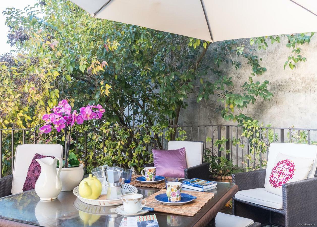 Varenne Open Terrace And Private Parking Lucca Exterior photo